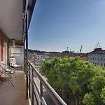 Giardini Penthouse Apartment Pula