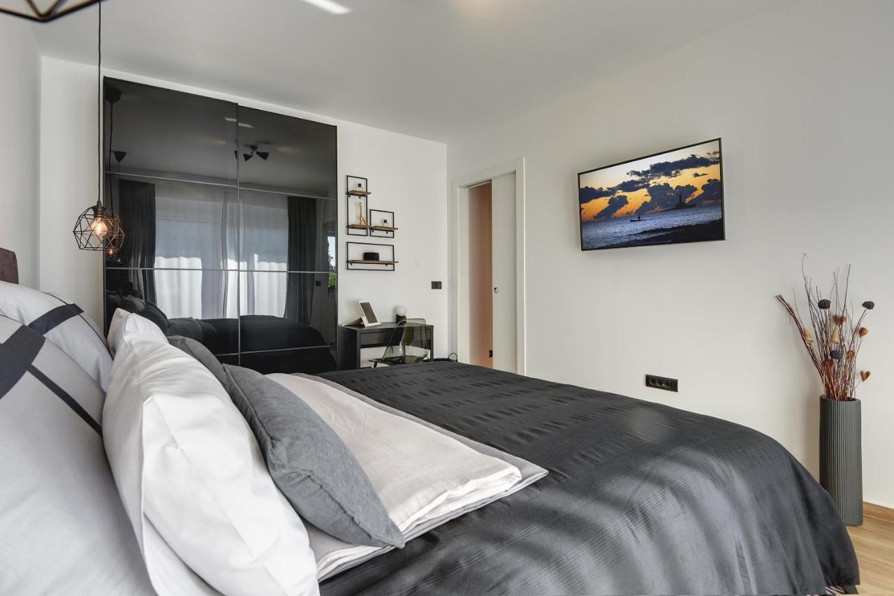 Apartmán Giardini Penthouse